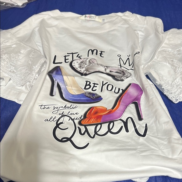 Be You Queen Short Sleeve Graphic Tee - White - Picture 3 of 4